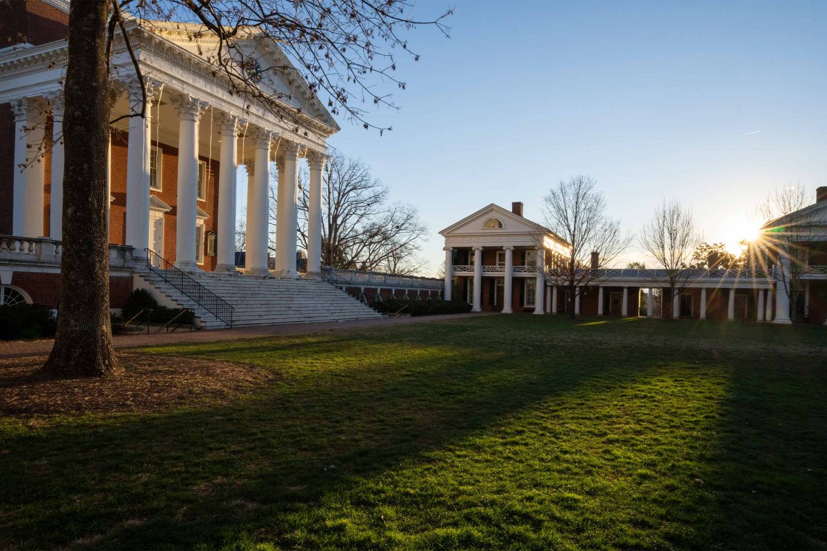 image of the grounds with the rotunda in the back