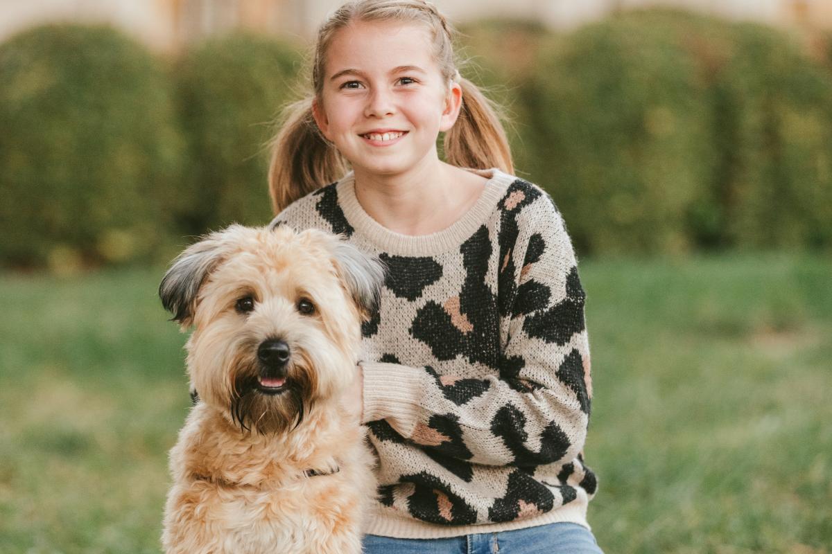 Hannah Lipscomb with her family's dog, Winnie, Nov. 2021