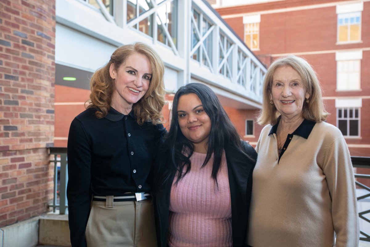 Kristen Kadner Roddy, inaugural Kadner Visiting Student Angels Vasquez, and Carole Kadner stand side by side